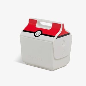 Pokémon Poke Ball 7 Qt Insulated Cooler Igloo Little Playmate White NWT